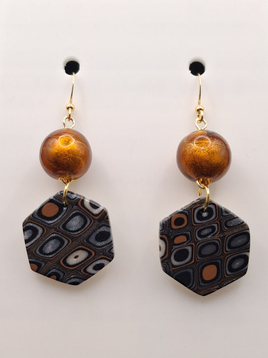 Retro Squares - Hexagon with Bead