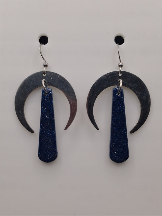 Tapered with Half Moon - Navy