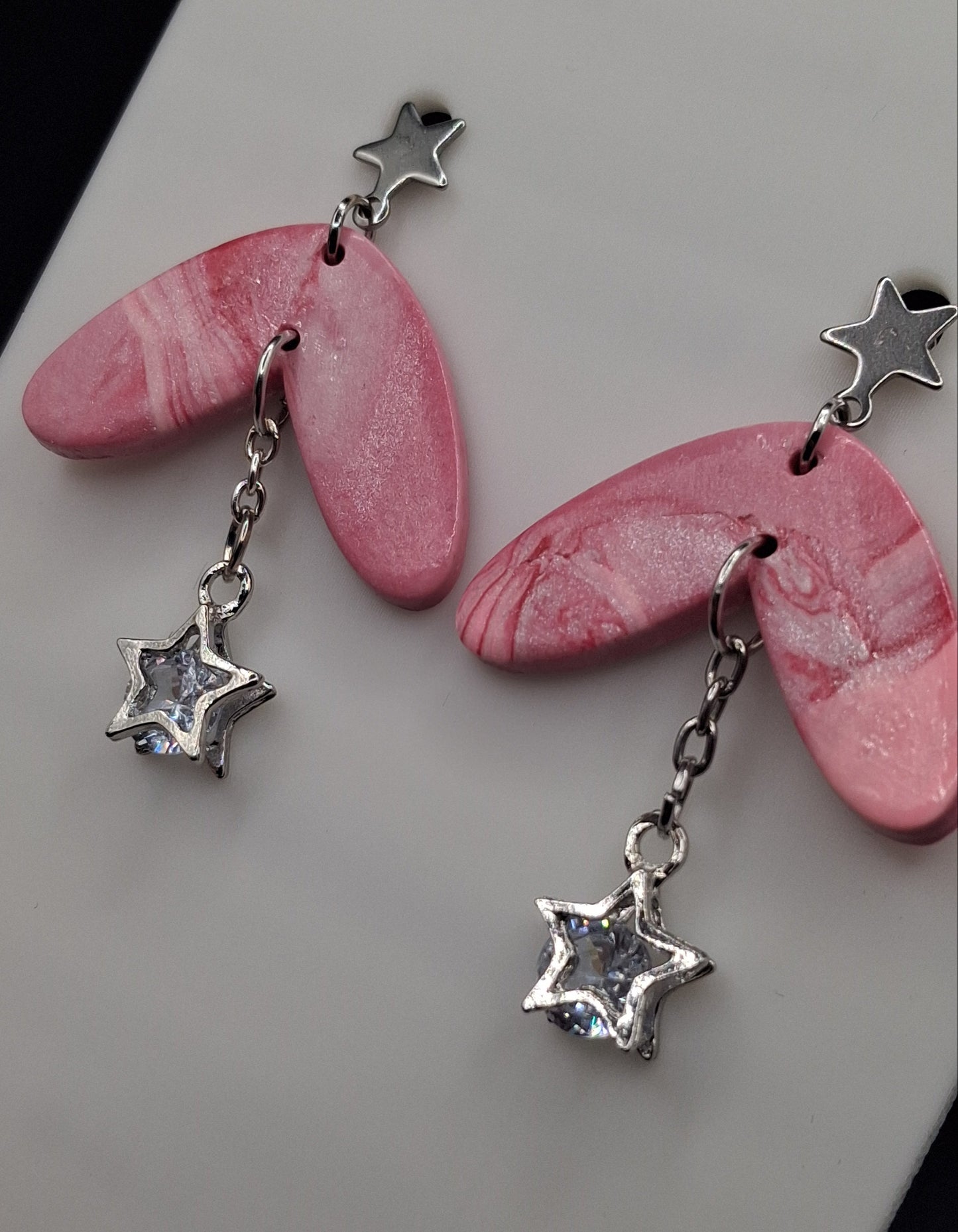 Marbled - Boomerang with Star Charm